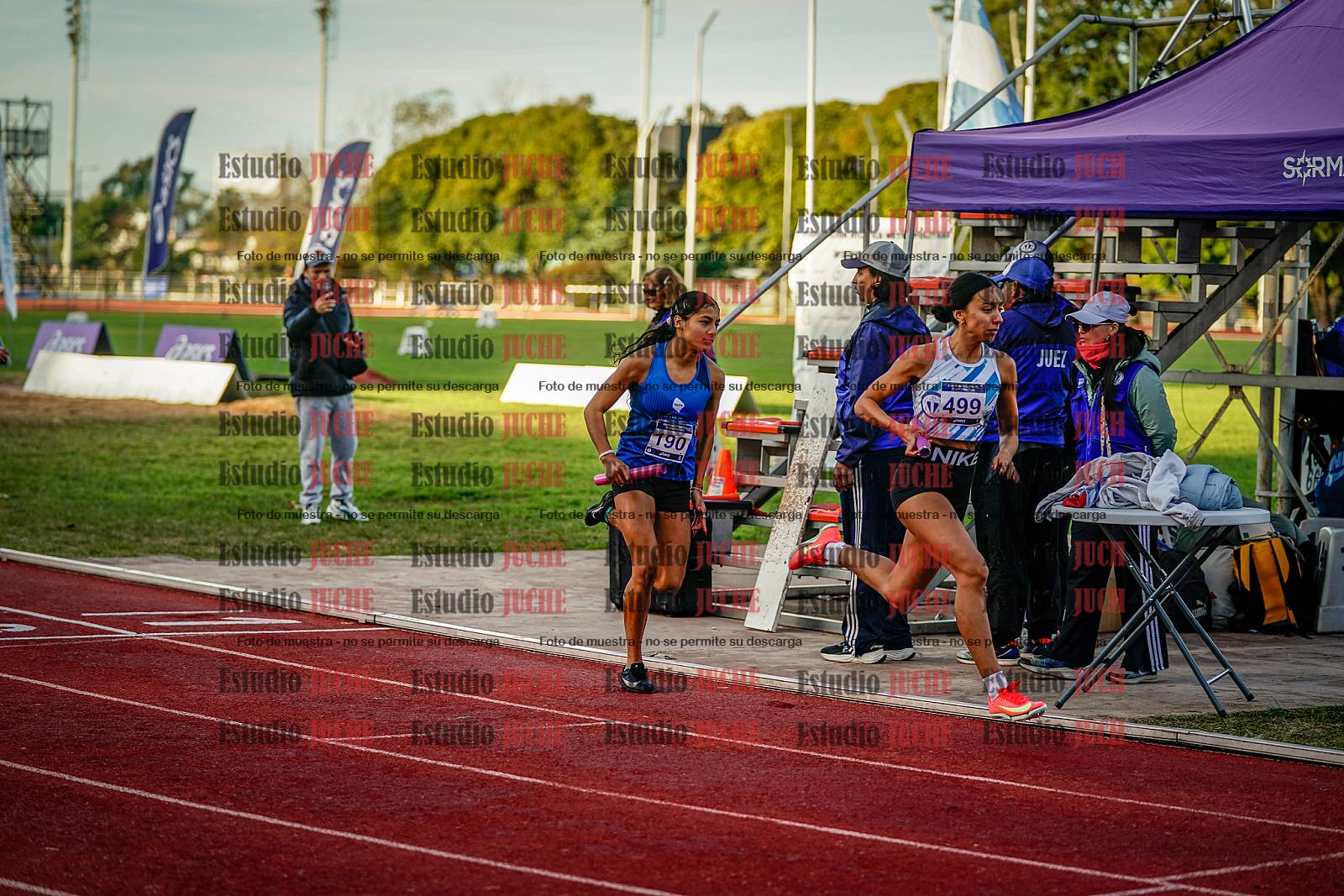 Fotos de las postas 4x400 m de mujeres