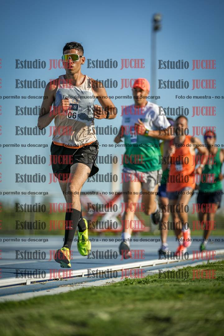 Fotos de los 3000 m llanos de varones