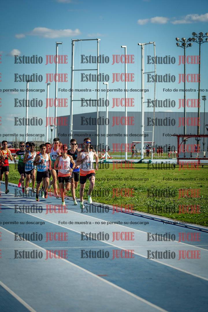 Fotos de los 1500 m llanos de varones