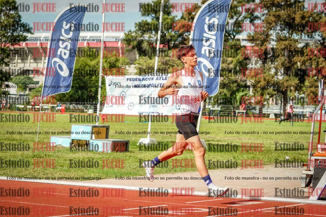 Fotos de los 800 m llanos de varones