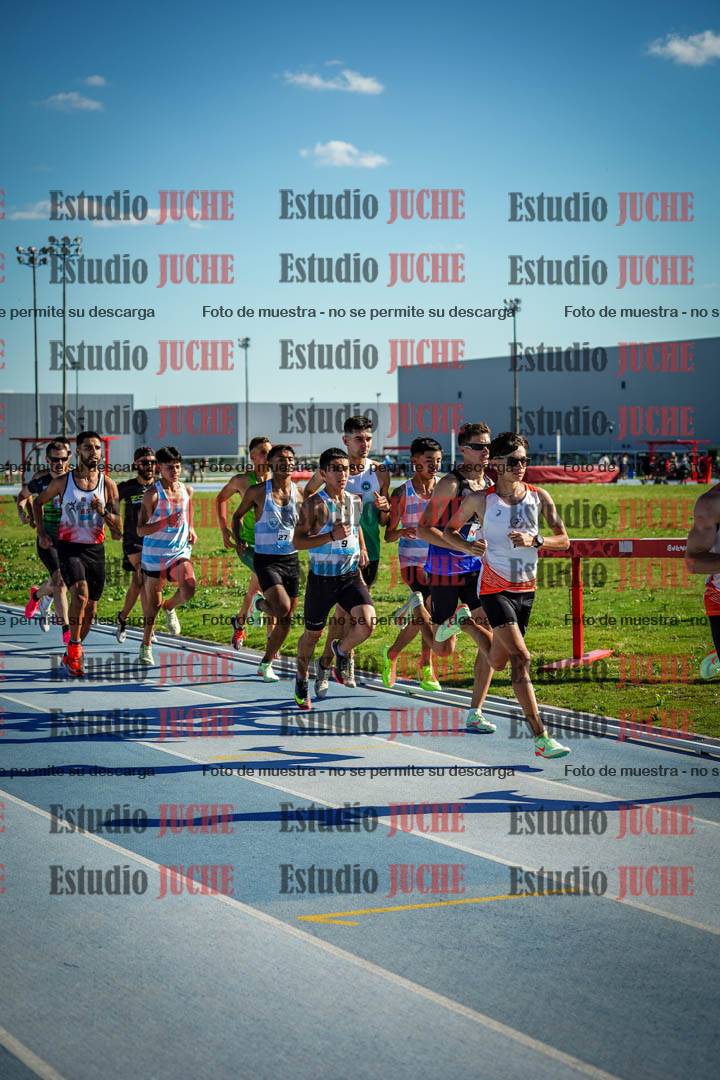 Fotos de los 1500 m llanos de varones