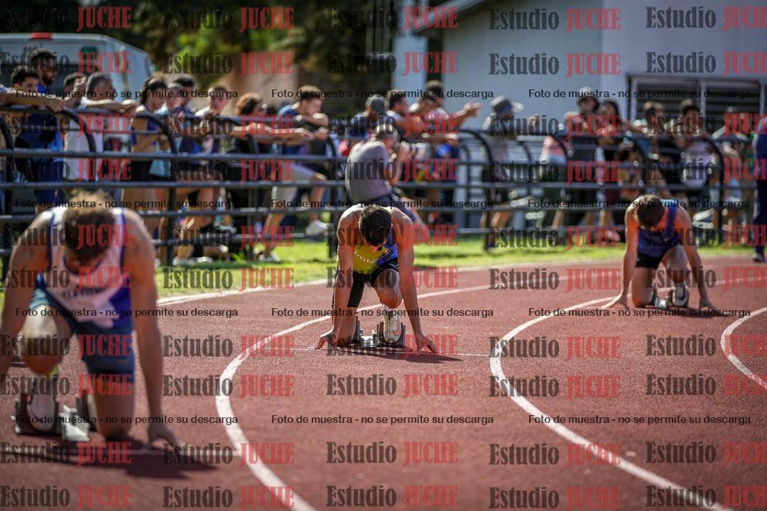 Fotos de los 400 m llanos de varones