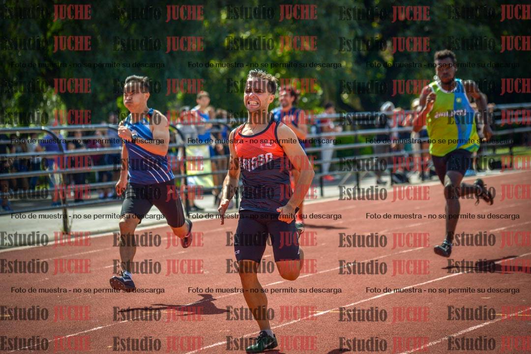 Fotos de los 200 m llanos de varones