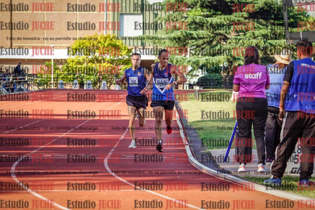 Fotos de los 3000 m llanos de varones