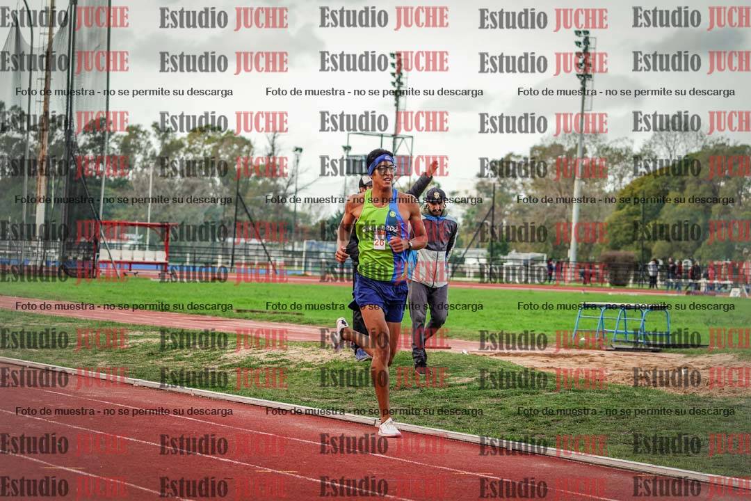 Fotos de los 3000 m llanos de varones