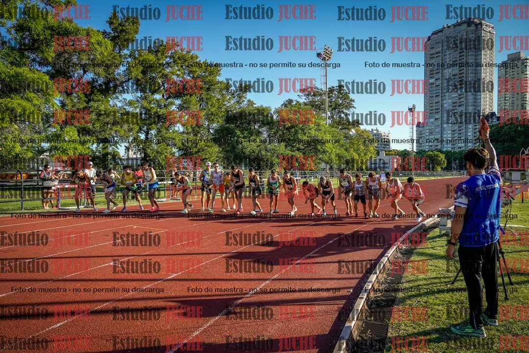 Fotos de los 3000 m llanos de varones