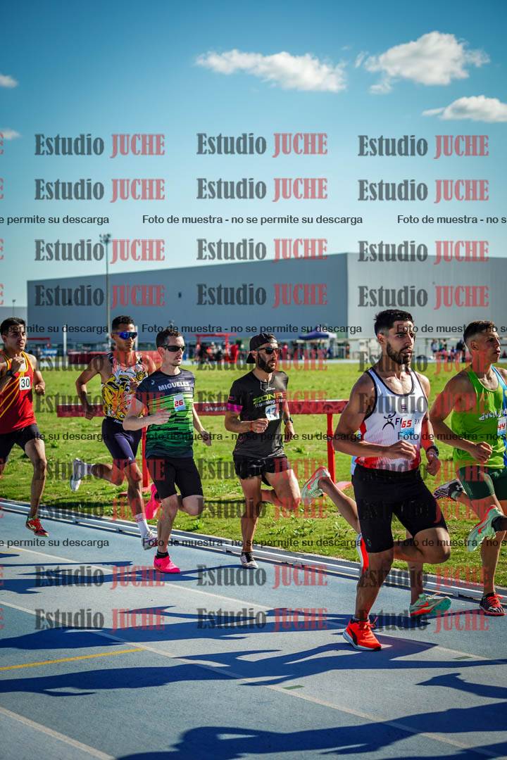 Fotos de los 1500 m llanos de varones