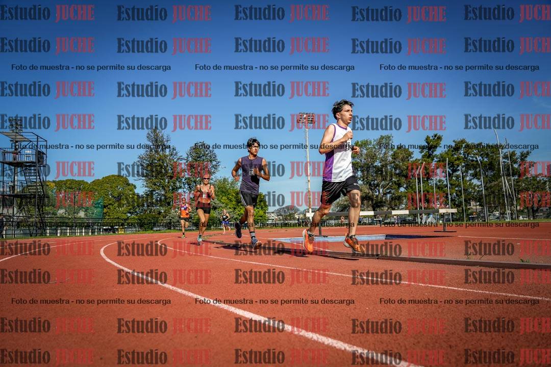 Fotos de los 5000 m llanos de mujeres y varones