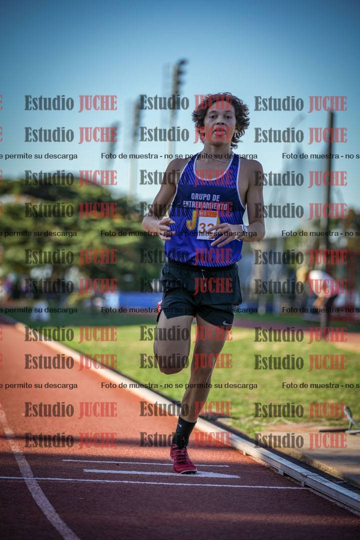 Fotos de los 3000 m llanos de varones