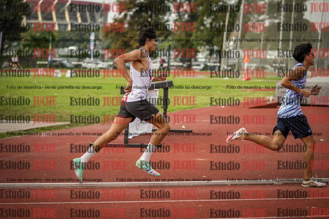 Fotos de los 1500 m llanos de varones - decatlón 10