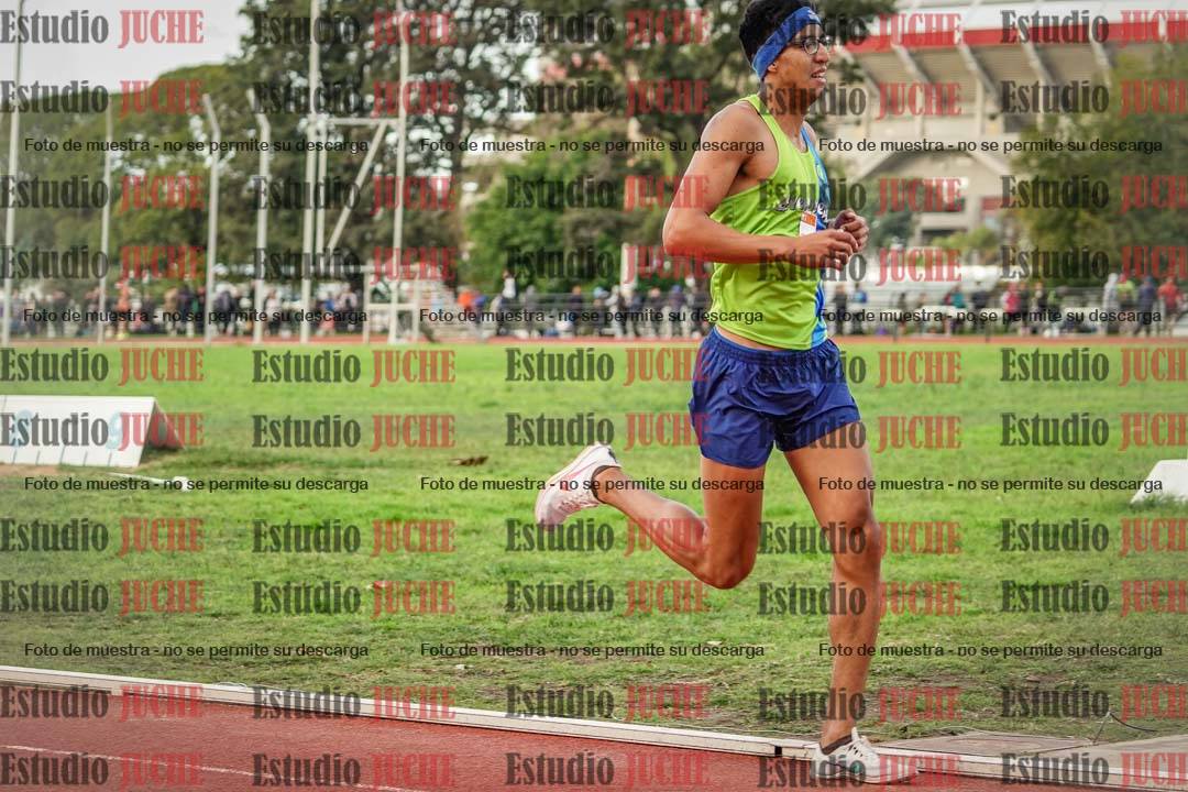 Fotos de los 3000 m llanos de varones
