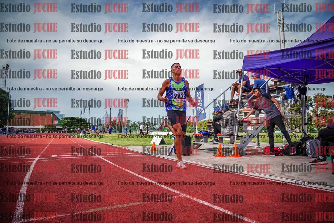 Fotos de los 3000 m llanos de varones