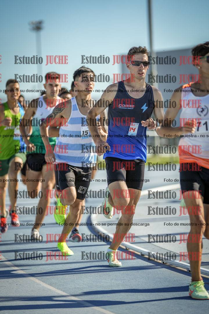 Fotos de los 1500 m llanos de varones