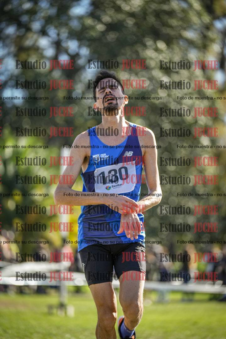 Fotos de la llegada del cross de 8000 m
