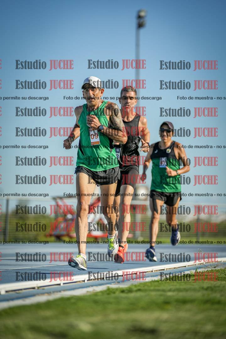 Fotos de los 3000 m llanos de varones