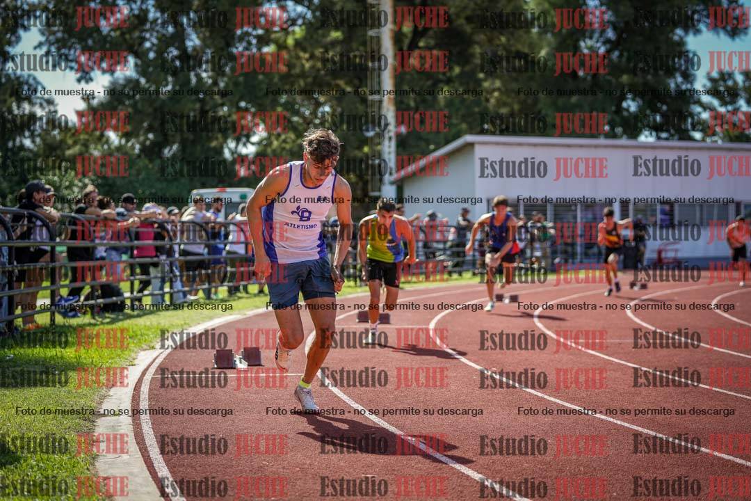 Fotos de los 400 m llanos de varones