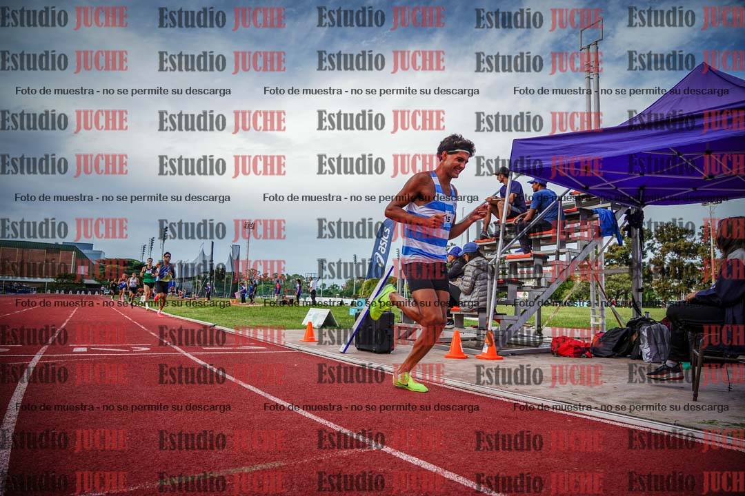 Fotos de los 3000 m llanos de varones