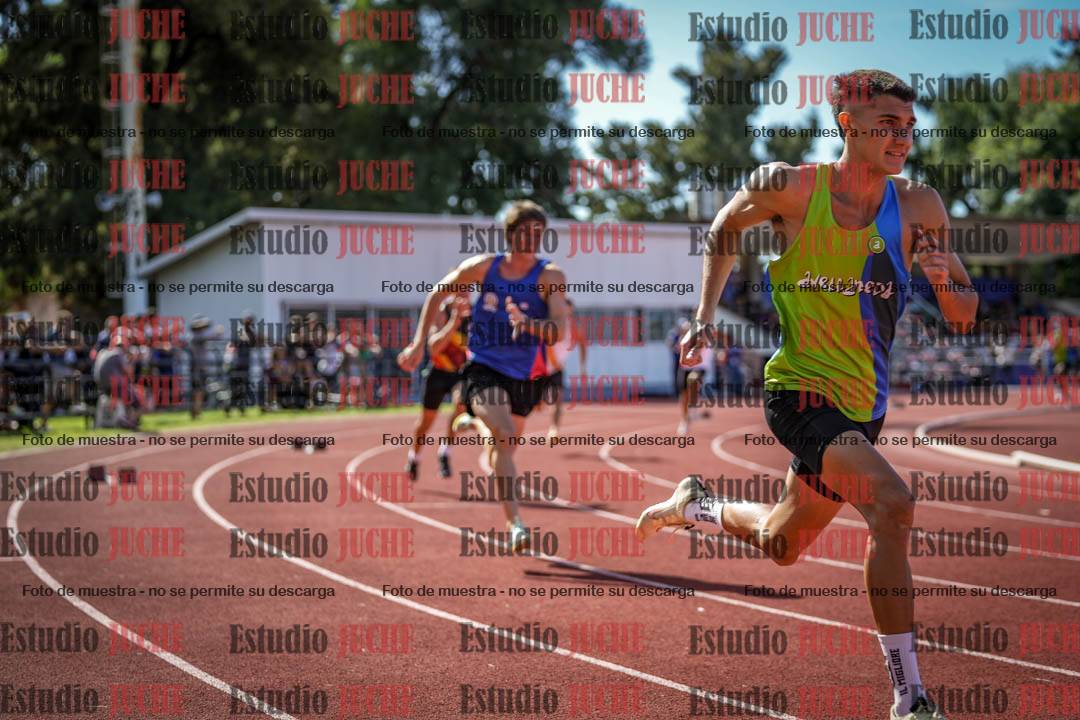 Fotos de los 400 m llanos de varones