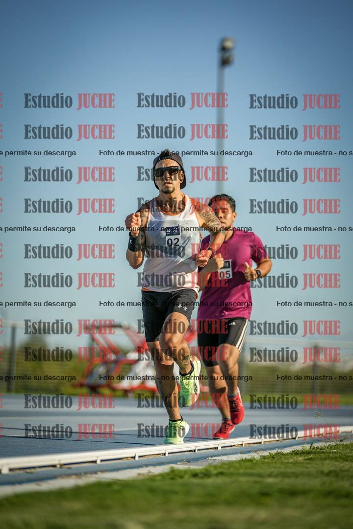 Fotos de los 3000 m llanos de varones