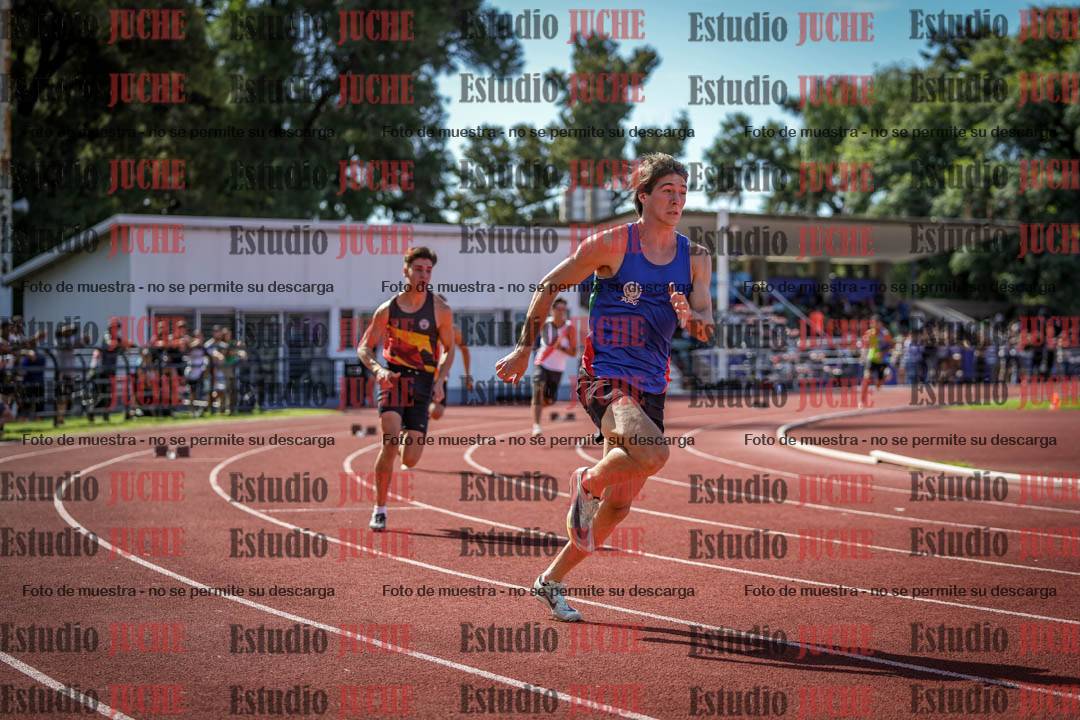 Fotos de los 400 m llanos de varones