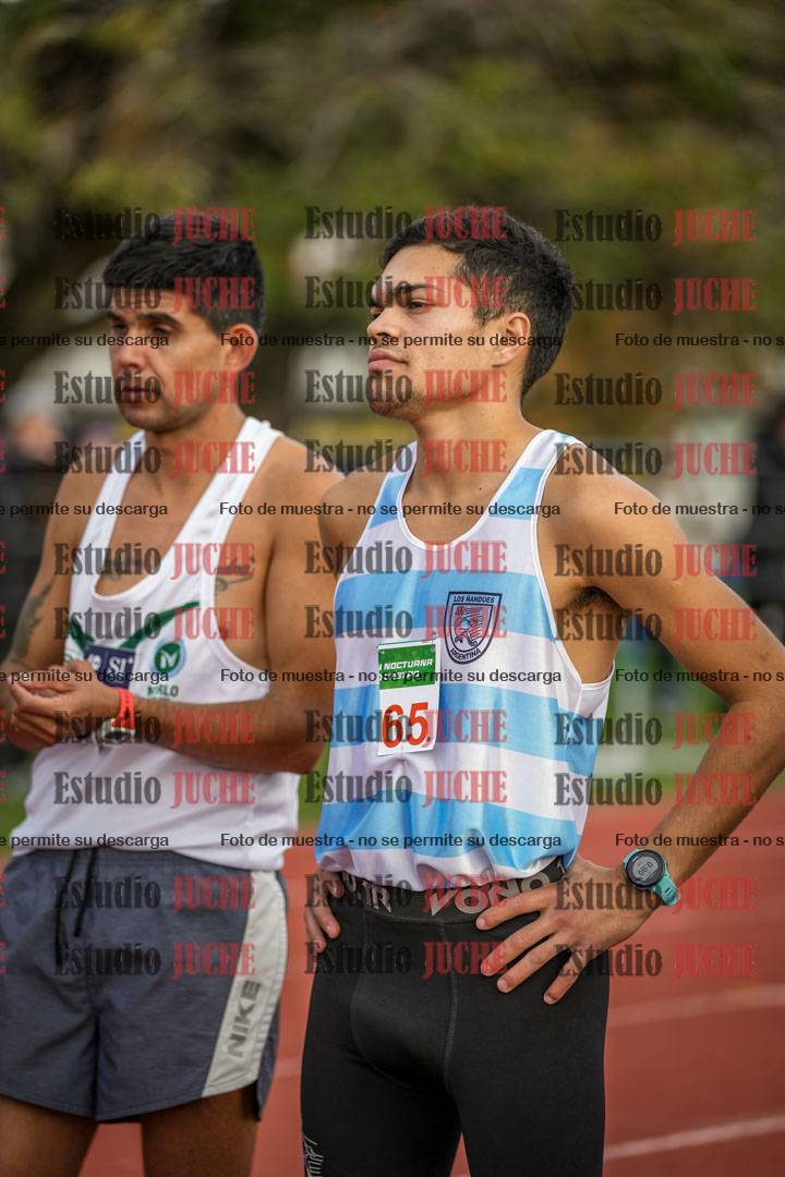 Fotos de los 3000 m llanos de varones
