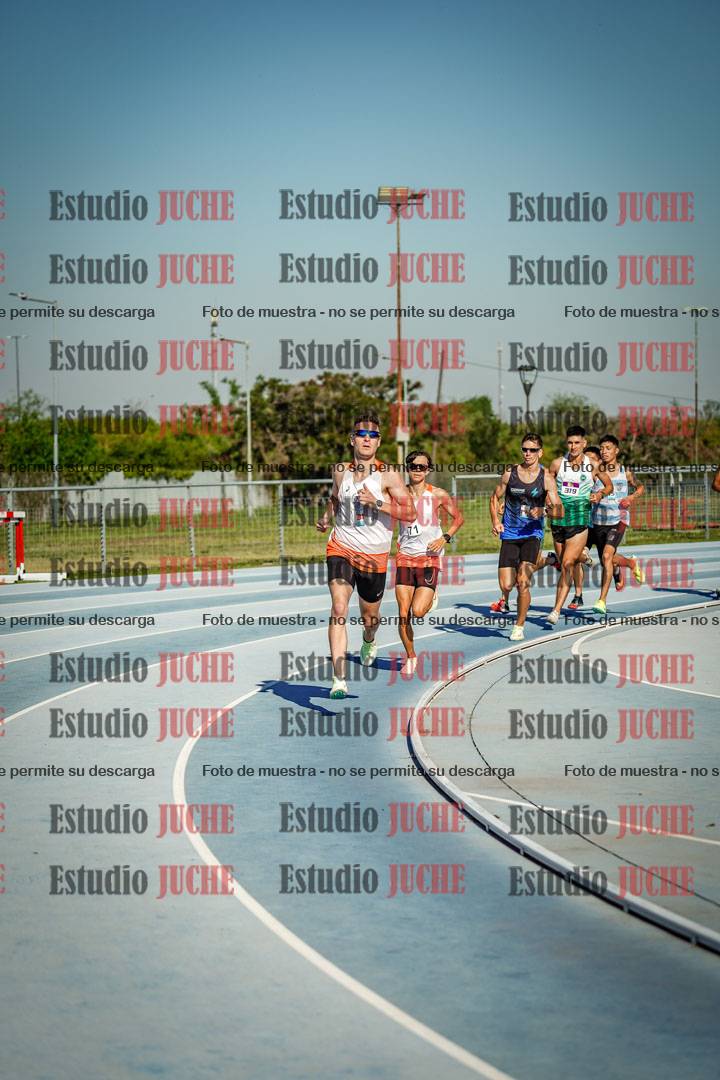 Fotos de los 1500 m llanos de varones