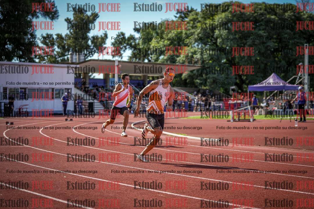 Fotos de los 400 m llanos de varones