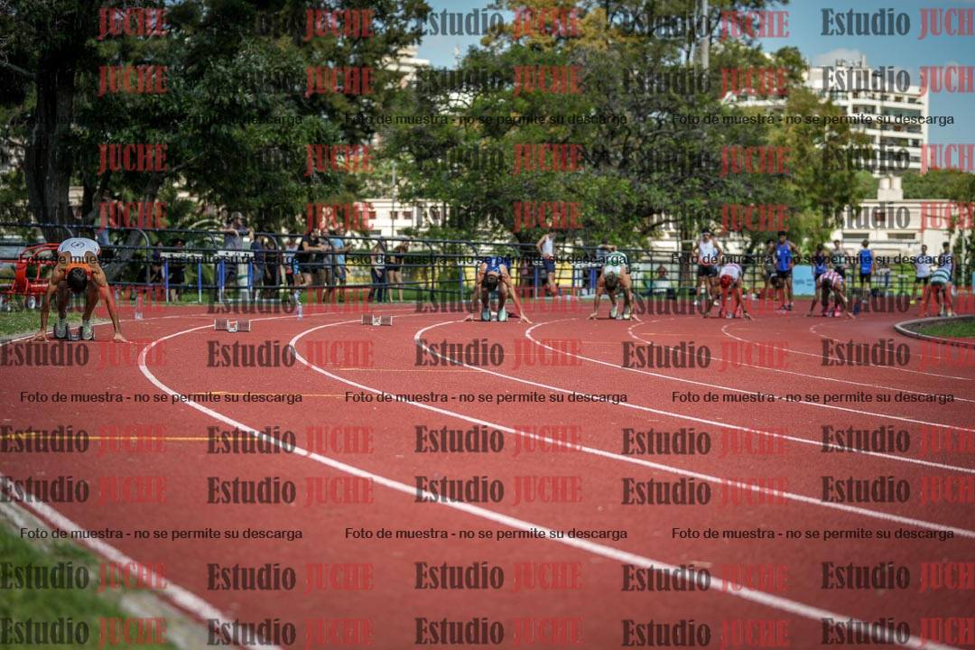 Fotos de los 200 m llanos de varones