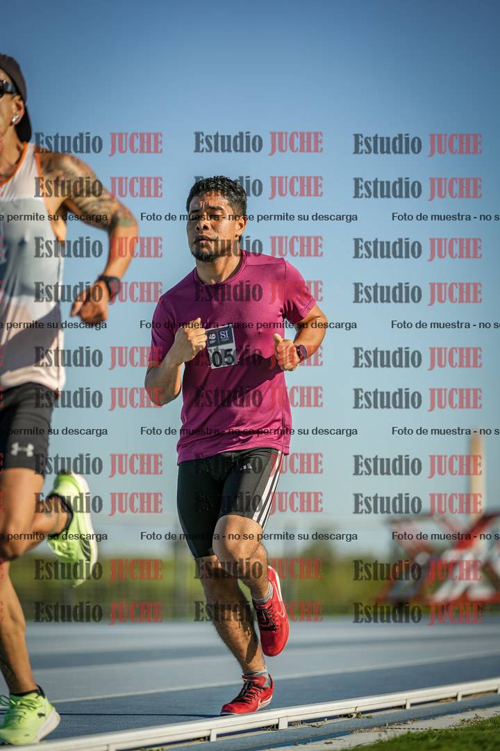 Fotos de los 3000 m llanos de varones