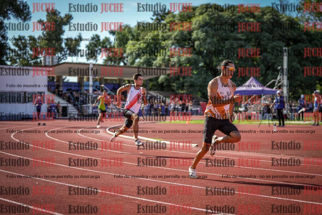 Fotos de los 400 m llanos de varones