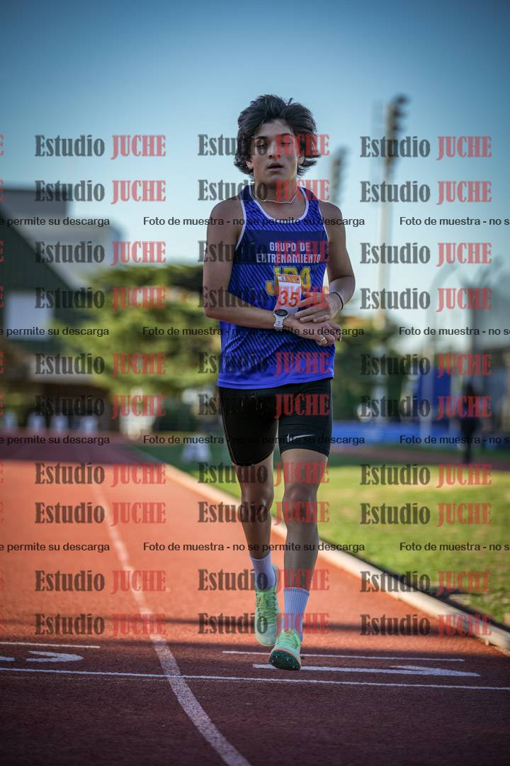 Fotos de los 3000 m llanos de varones