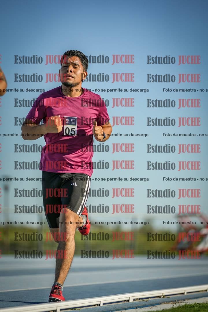 Fotos de los 3000 m llanos de varones