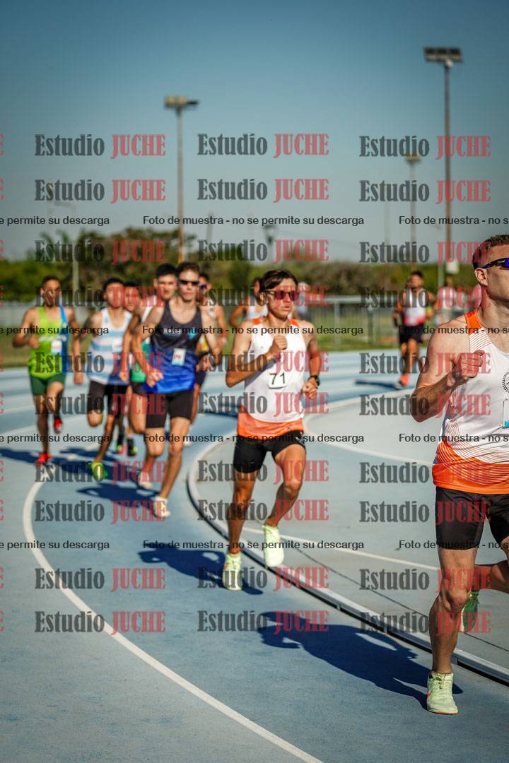 Fotos de los 1500 m llanos de varones