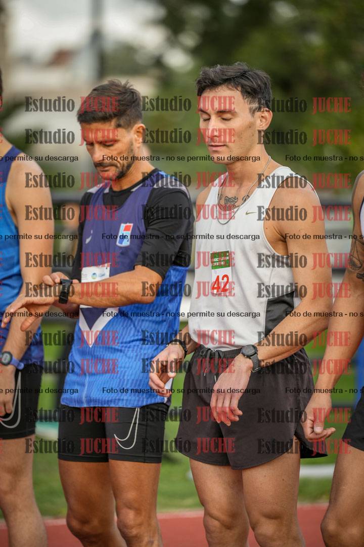 Fotos de los 3000 m llanos de varones