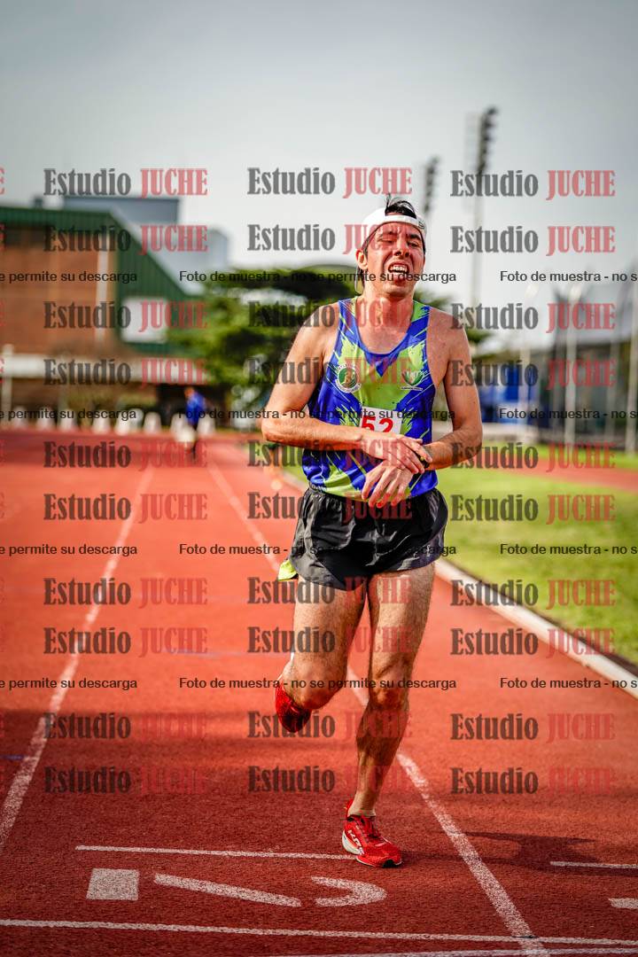 Fotos de los 3000 m llanos de varones
