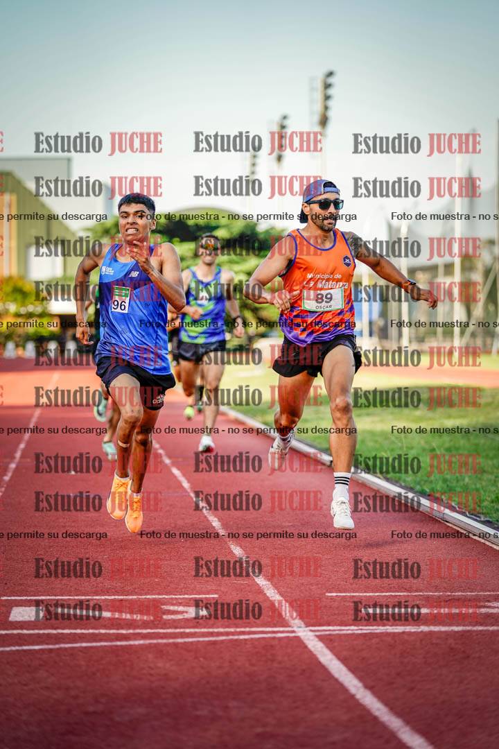 Fotos de los 1500 m llanos de varones