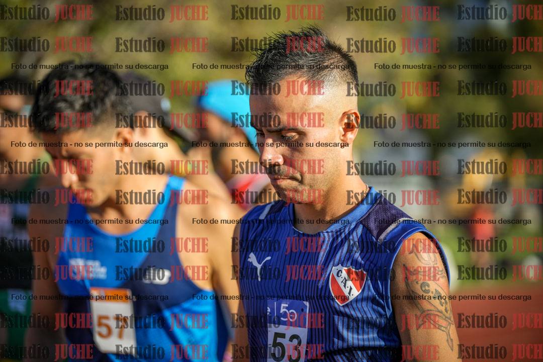 Fotos de los 3000 m llanos de varones