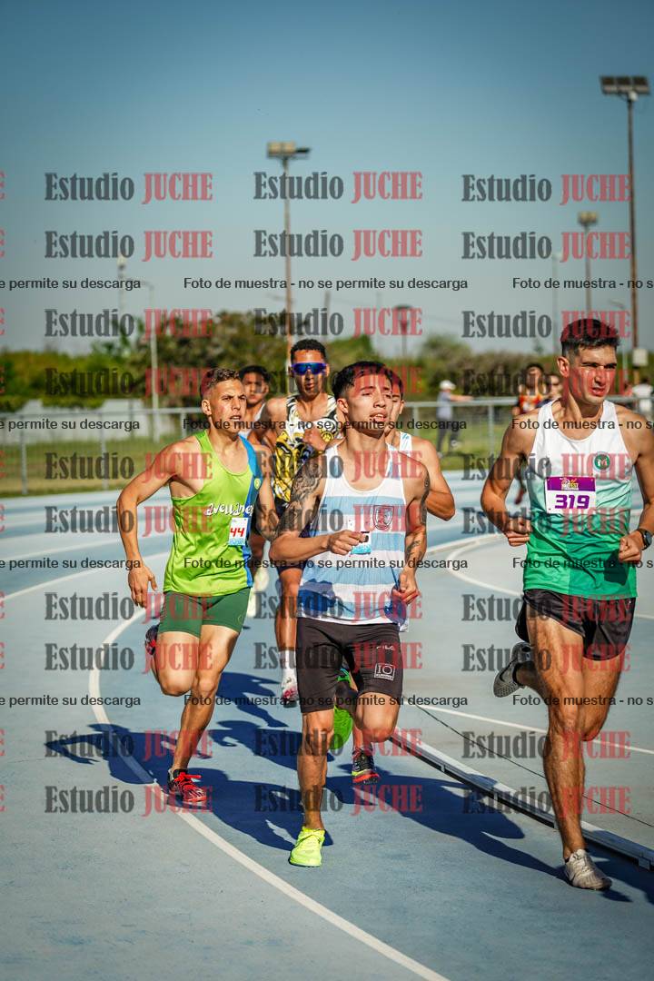 Fotos de los 1500 m llanos de varones