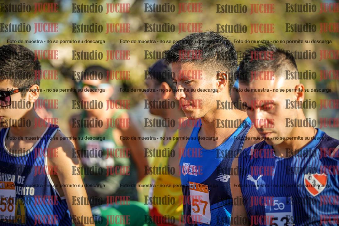 Fotos de los 3000 m llanos de varones