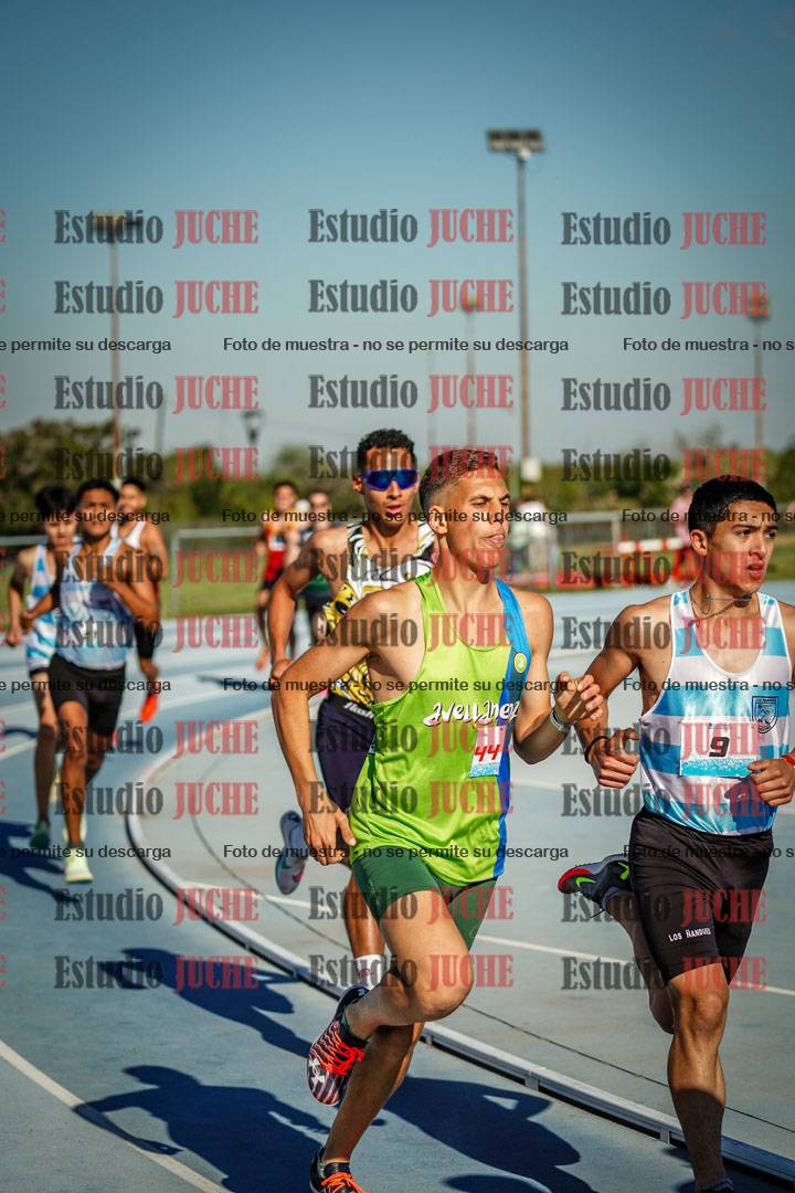 Fotos de los 1500 m llanos de varones