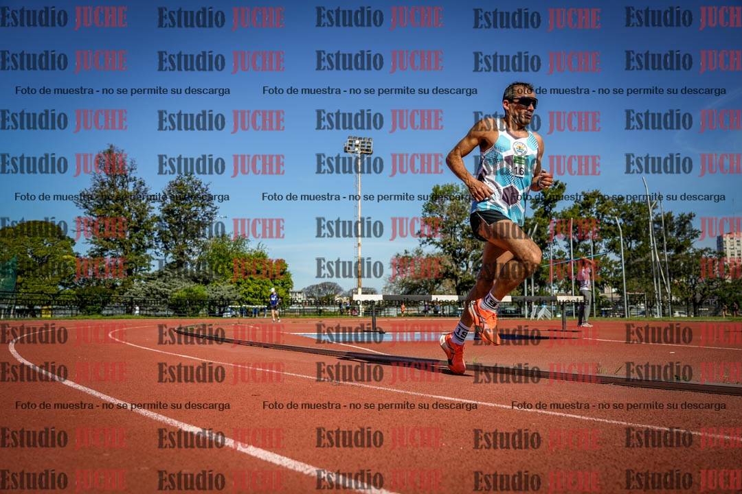 Fotos de los 5000 m llanos de mujeres y varones