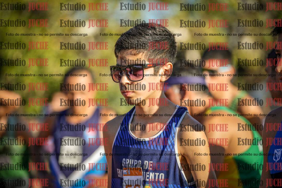 Fotos de los 3000 m llanos de varones