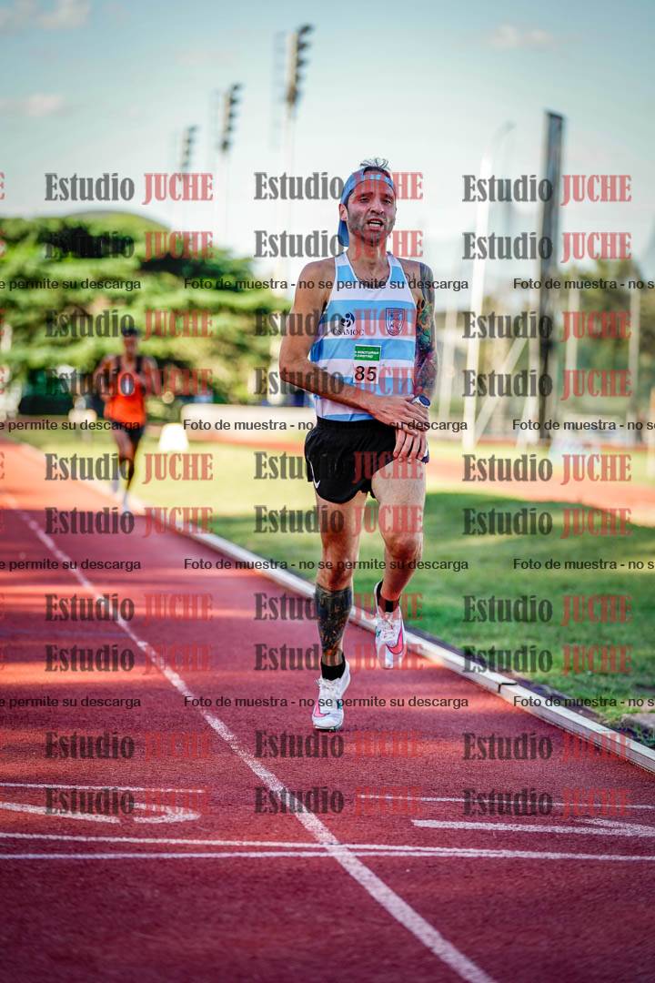 Fotos de los 3000 m llanos de varones
