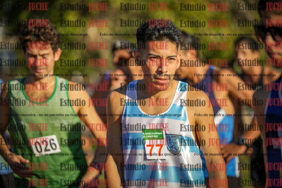 Fotos de los 3000 m llanos de varones