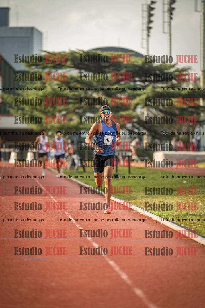 Fotos de los 1500 m llanos de varones - decatlón 10