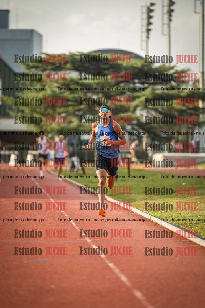 Fotos de los 1500 m llanos de varones - decatlón 10