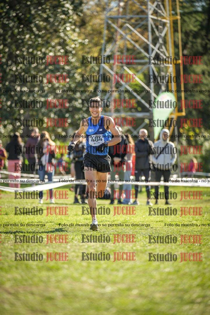 Fotos de la llegada del cross de 8000 m