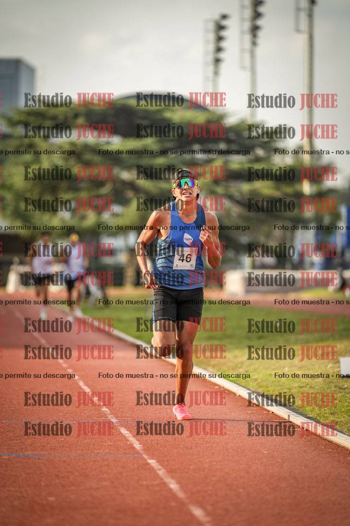 Fotos de los 1500 m llanos de varones - decatlón 10