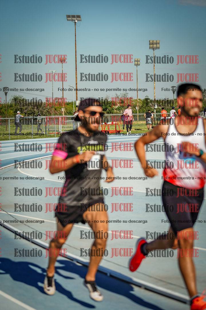Fotos de los 1500 m llanos de varones