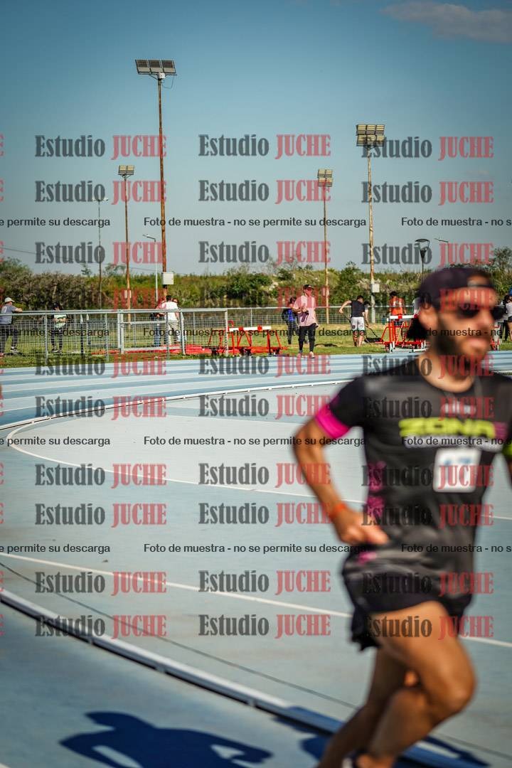 Fotos de los 1500 m llanos de varones